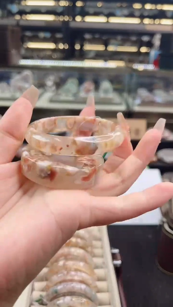 石英质玉手镯未镶嵌54圈口（赠品镯心）6882014