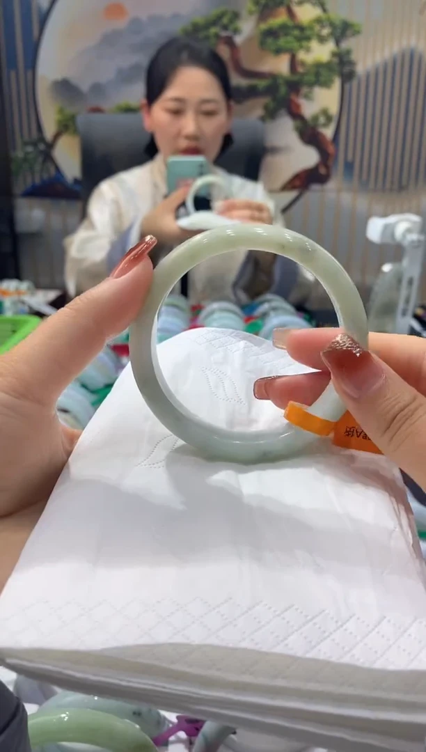 【闪购商品】翡翠手镯未镶嵌00001706