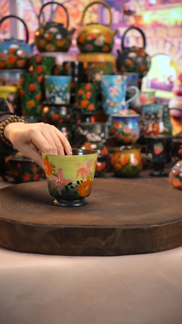 油画   釉下彩   杯子