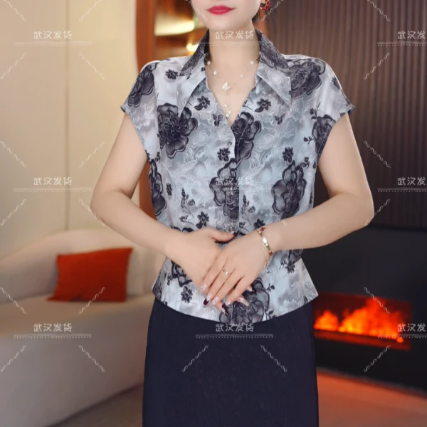 M【黑牡丹】夏季梨花皱设计感小众时尚气质女翻领短袖t恤百搭0602-6