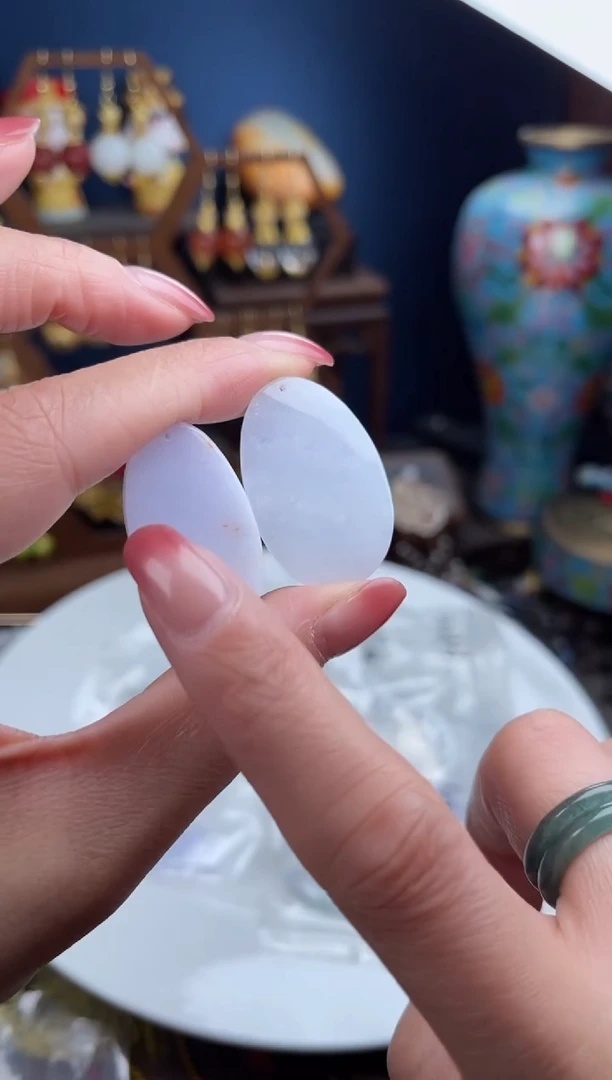 未镶嵌挂件翡翠?****），112423+112424