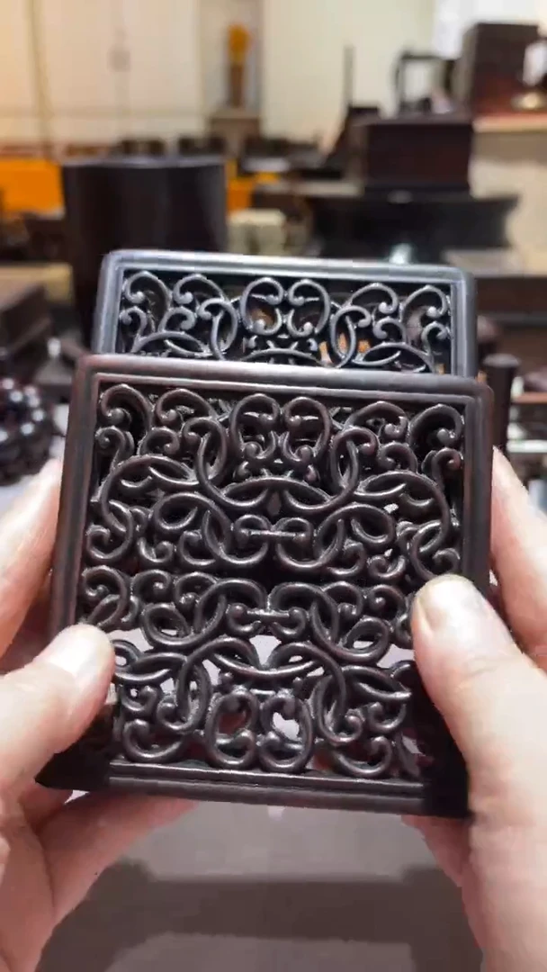 红酸枝木类怀精品木雕2片精工细作