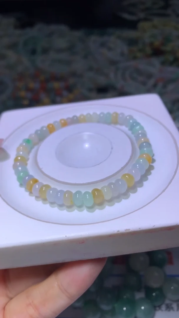 翡翠未镶嵌颈饰MXX013662