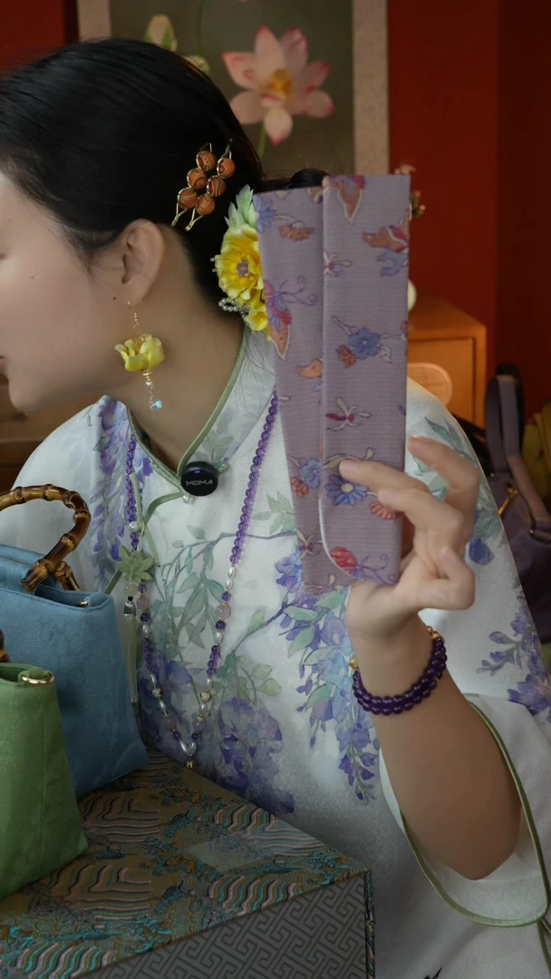 刺绣纯手工非遗国风饰品（花位随机介意勿拍）