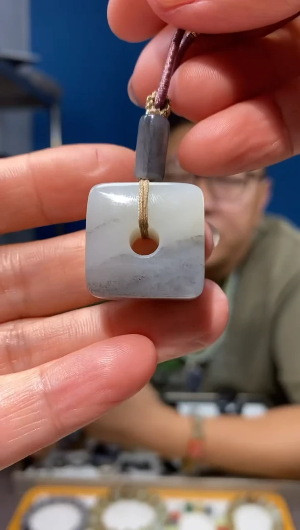 和田玉未镶嵌颈饰颜色多样性发货拍一发一