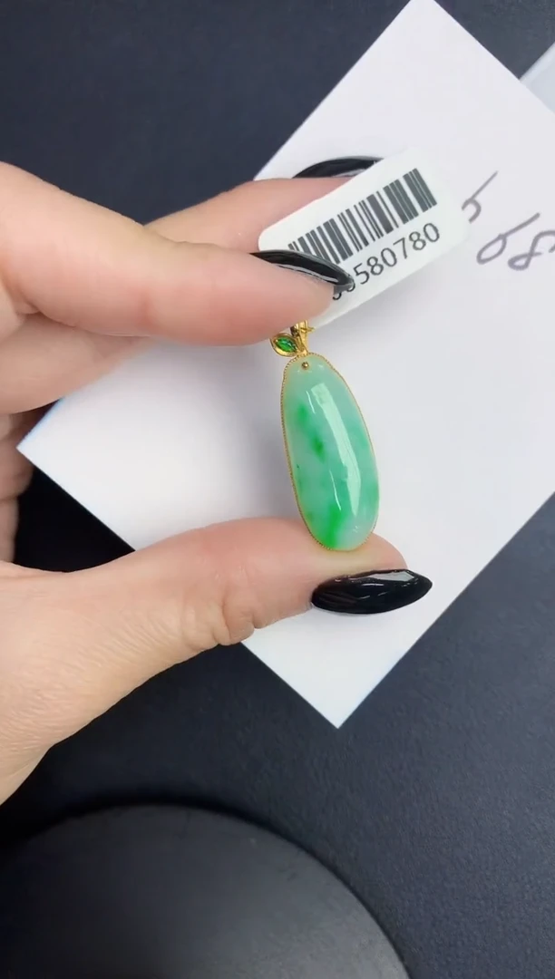 【闪购商品】翡翠颈饰18K金镶嵌0000000000