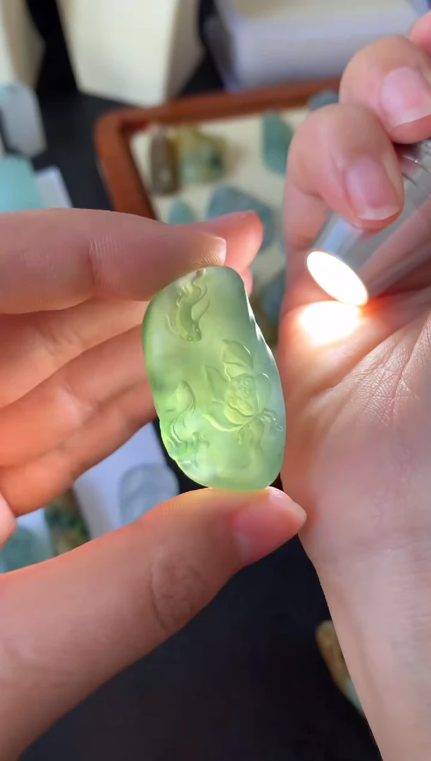 【闪购商品】定制翡翠未镶嵌翡翠