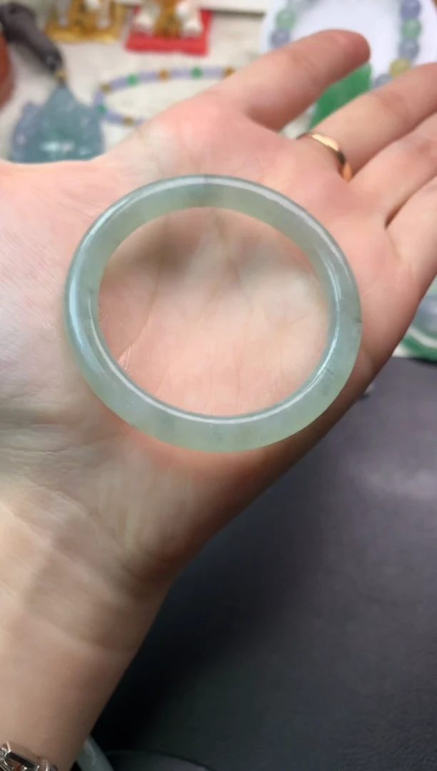 未镶嵌定制翡翠毛货