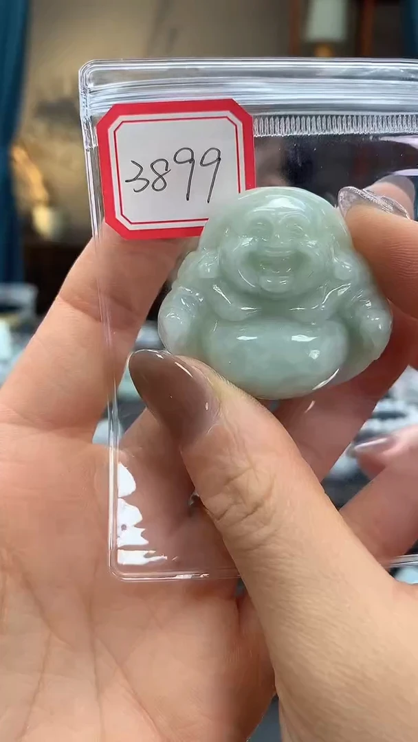 颈饰未镶嵌翡翠佛公3899 瑕疵慎拍