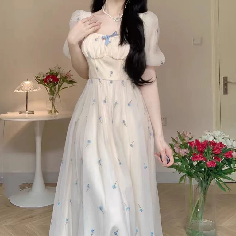 关【601-700】法式玫瑰印花收腰裙