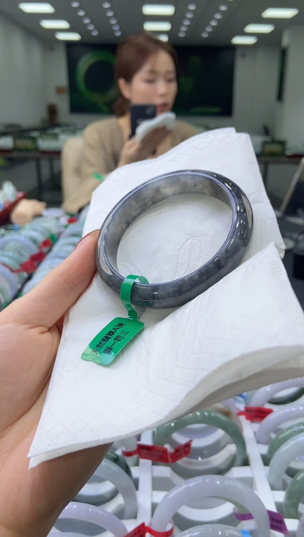 未镶嵌手镯翡翠0043786