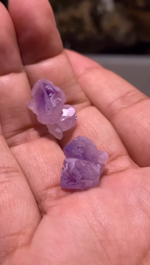 未镶嵌珠宝半成品水晶2个紫晶芽