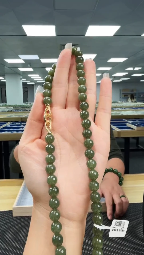 颈饰未镶嵌和田玉卡10妈妈链 多样性发一