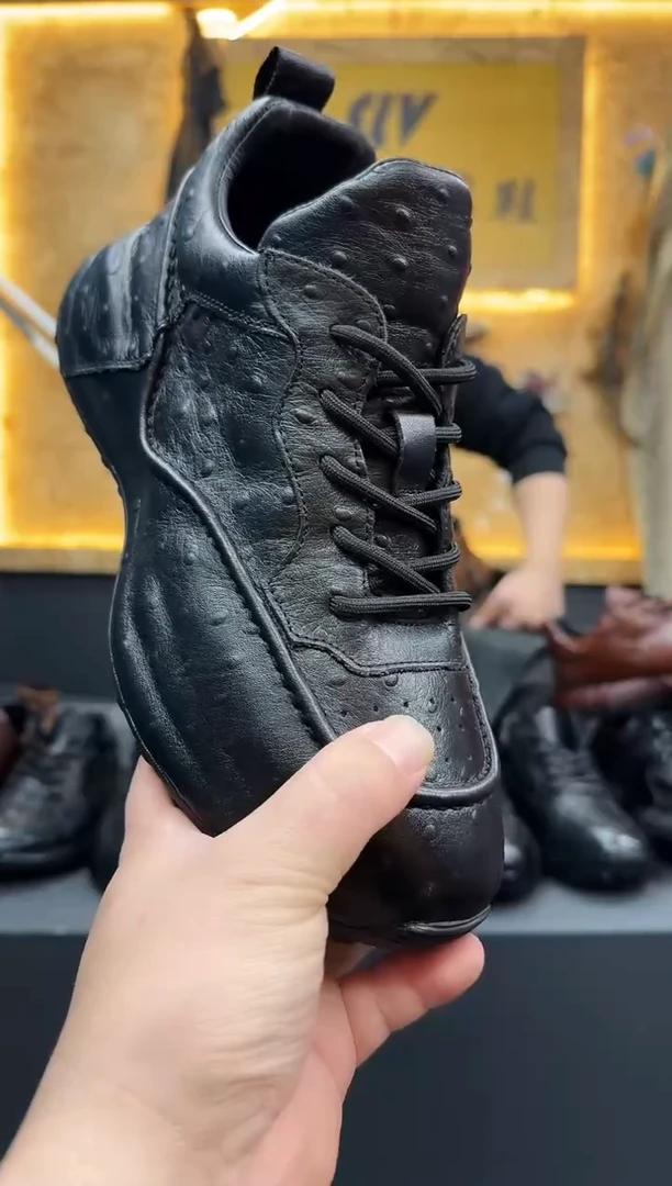 磨砂皮（牛皮）42码黑色5208