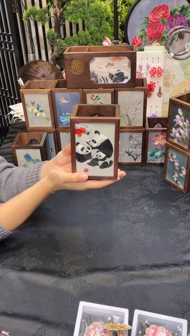 织绣紫*非遗手工苏绣饰品