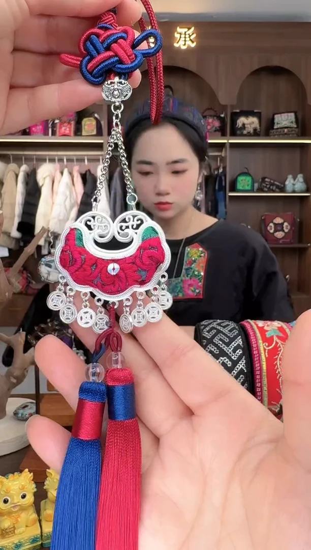 【闪购商品】织绣扶光苗绣传承42