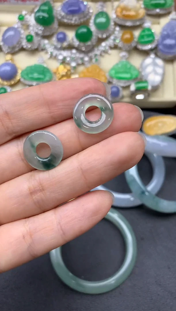 【闪购商品】翡翠耳饰未镶嵌335-中国好珍宝