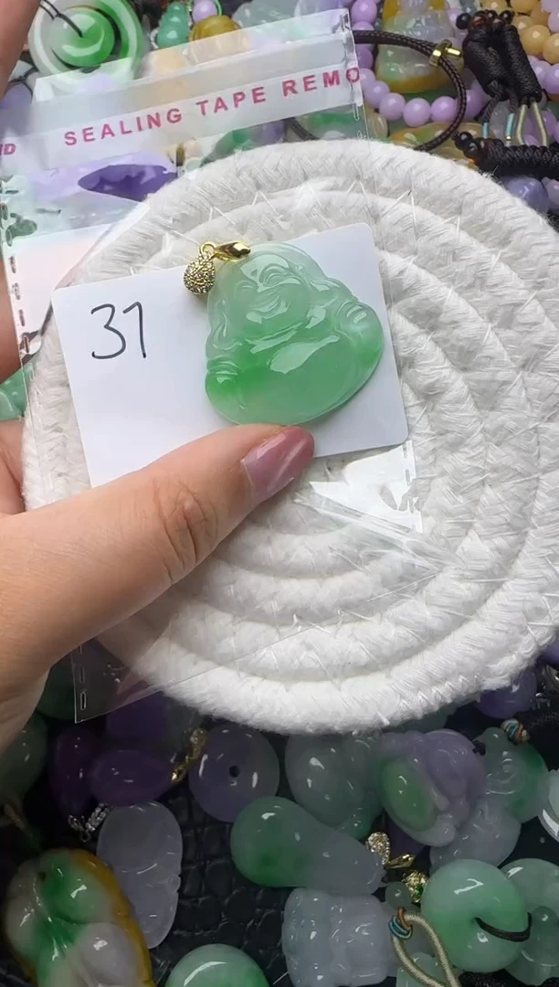 颈饰未镶嵌翡翠向**❀缅甸翡翠吊坠