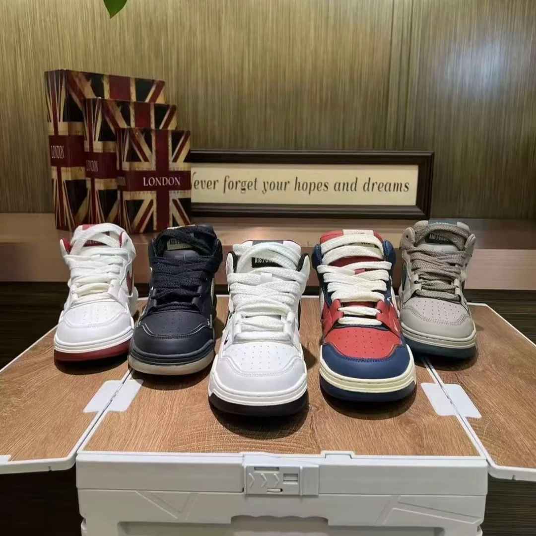 大码潮流男款高帮休闲鞋2025秋季新款皮面拼接厚底爆款运动潮鞋男