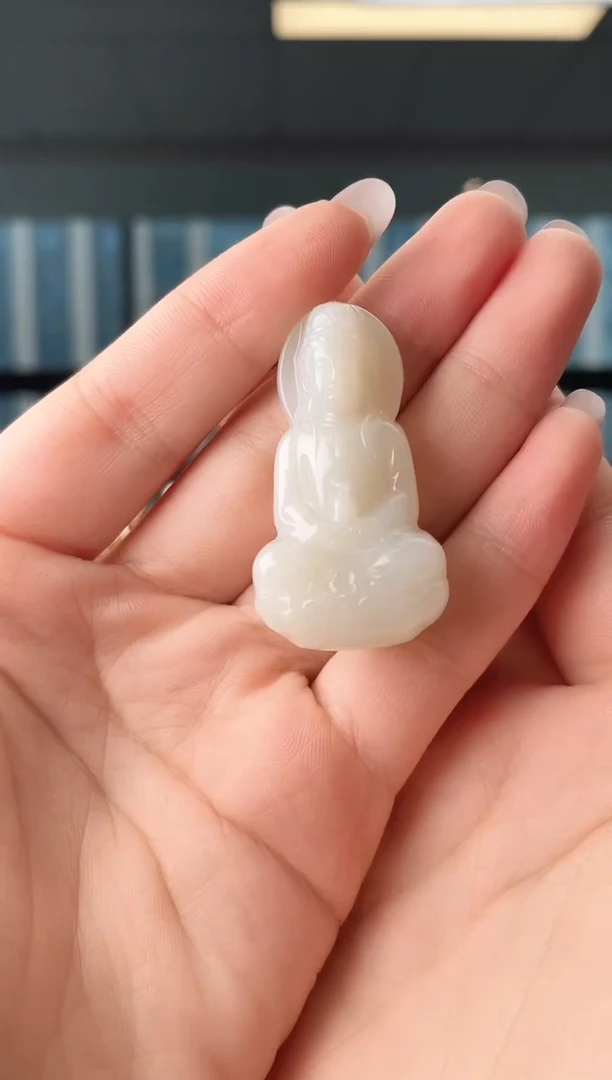 颈饰未镶嵌和田玉观音 无