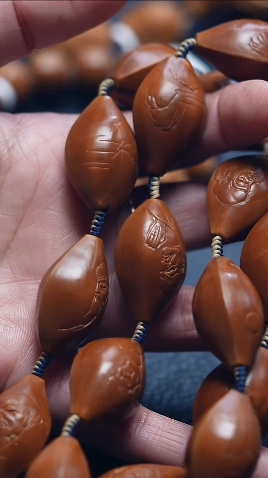 【闪购商品】橄榄核吊坠苏工橄榄核