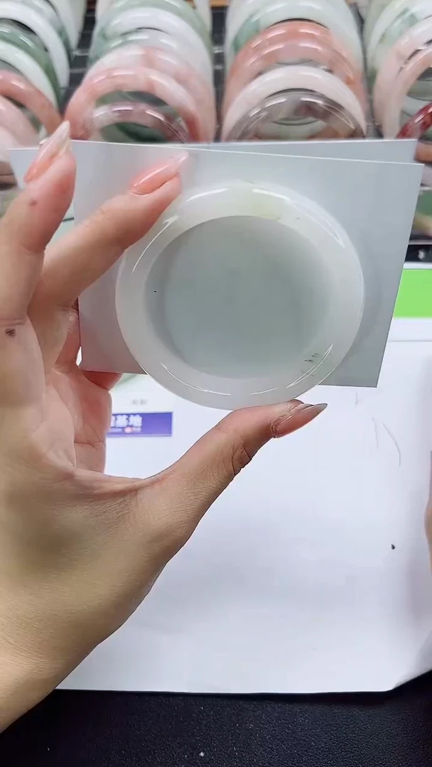 【闪购商品】石英质玉手镯合金A136-54/55