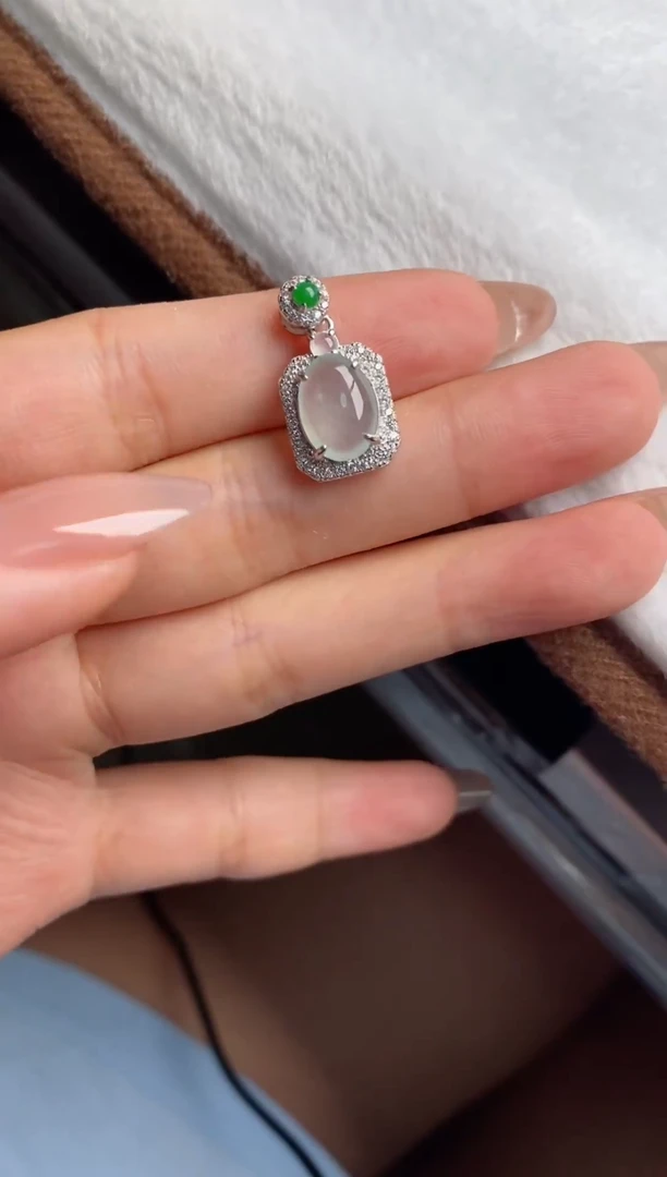 翡翠戒指银S925镶嵌小***?天然A货翡翠