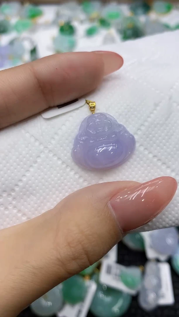 颈饰18K金镶嵌翡翠111111111111