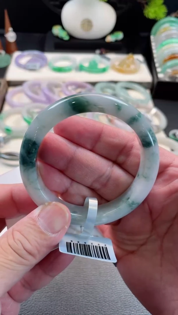 未镶嵌手镯翡翠15号链接58圈口有纹裂