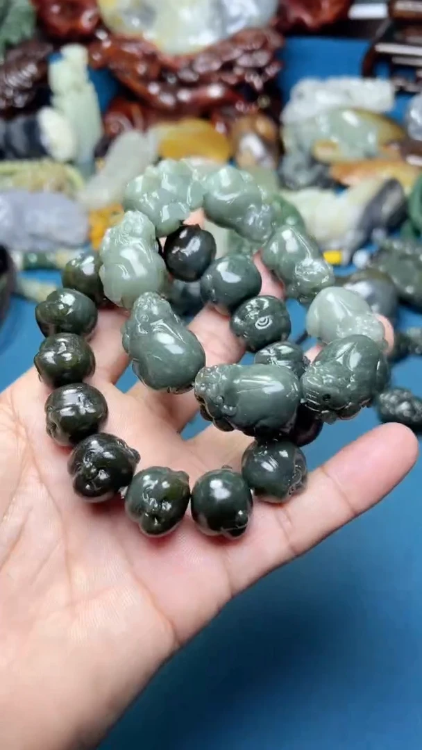 和田玉未镶嵌把件2