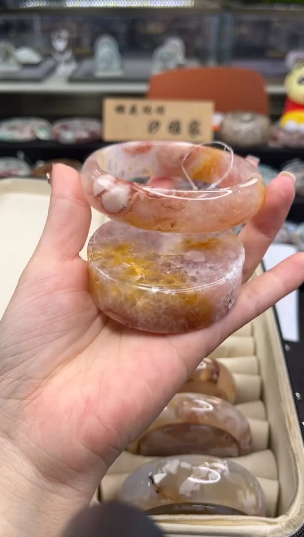 未镶嵌手镯石英质玉64圈口 （赠品镯心）300597