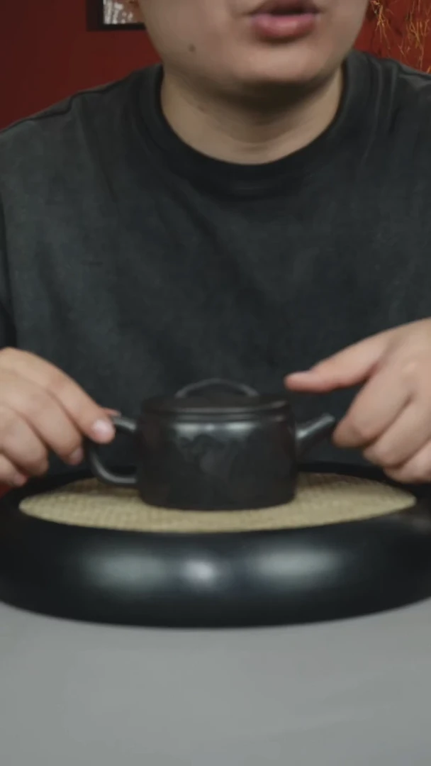 茶壶紫砂石黄 汉瓦 刻绘山水