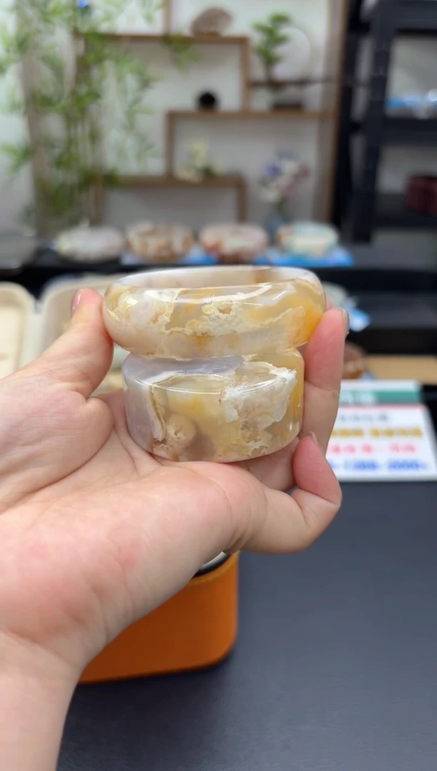 【闪购商品】石英质玉手镯未镶嵌C846(55圈赠送镯心)