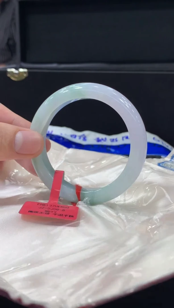 未镶嵌手镯翡翠翡翠手镯