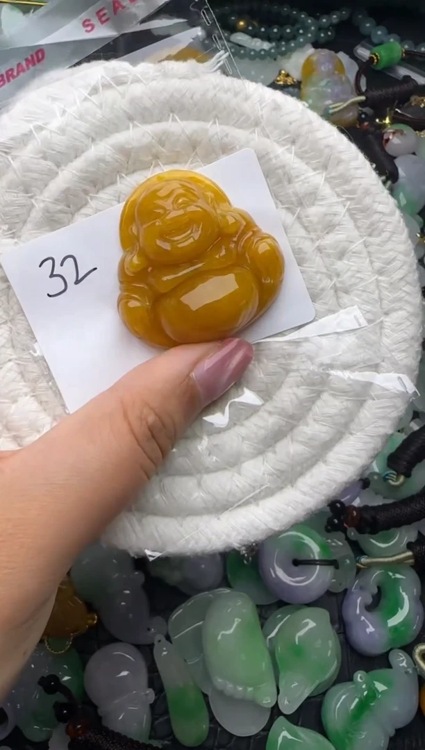 颈饰未镶嵌翡翠缅甸翡翠吊坠
