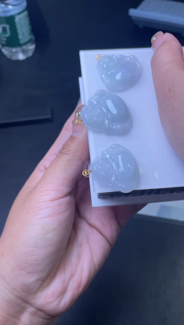 【闪购商品】翡翠吊坠(不含链)18K金镶嵌多样性发一件  A5