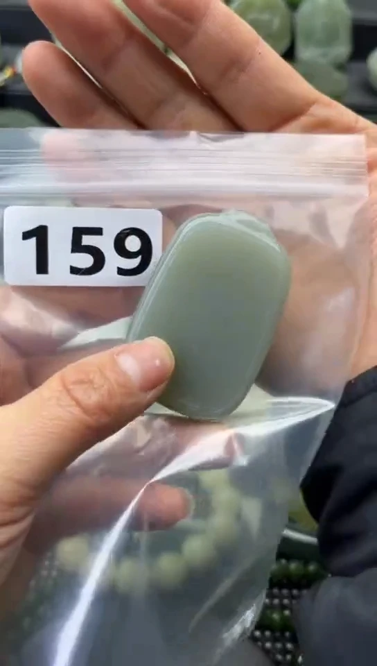 未镶嵌和田玉珠宝半成品牌子