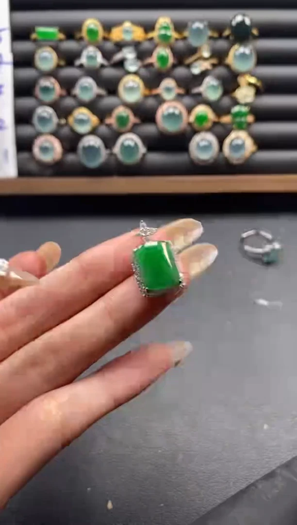 银S925镶嵌戒指翡翠51511