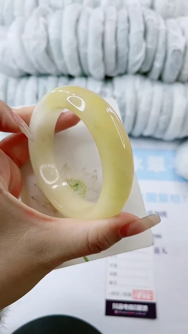 【闪购商品】石英质玉手镯未镶嵌1051971382-多样性发货