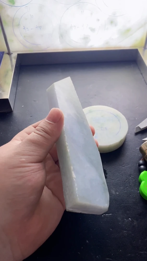 【闪购商品】定制翡翠未镶嵌多样性随机发其一