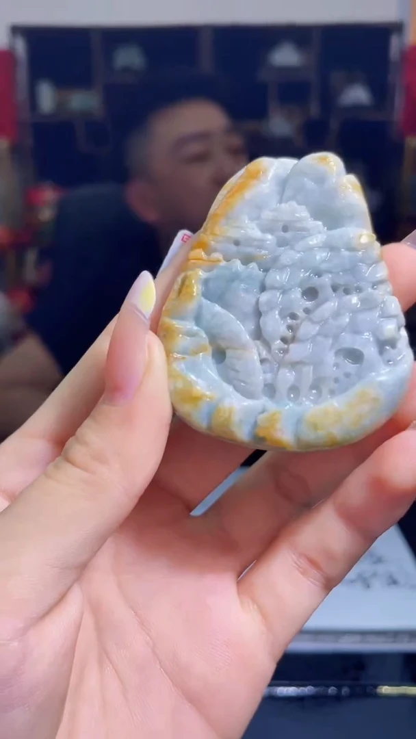 翡翠未镶嵌吊坠(不含链)A18