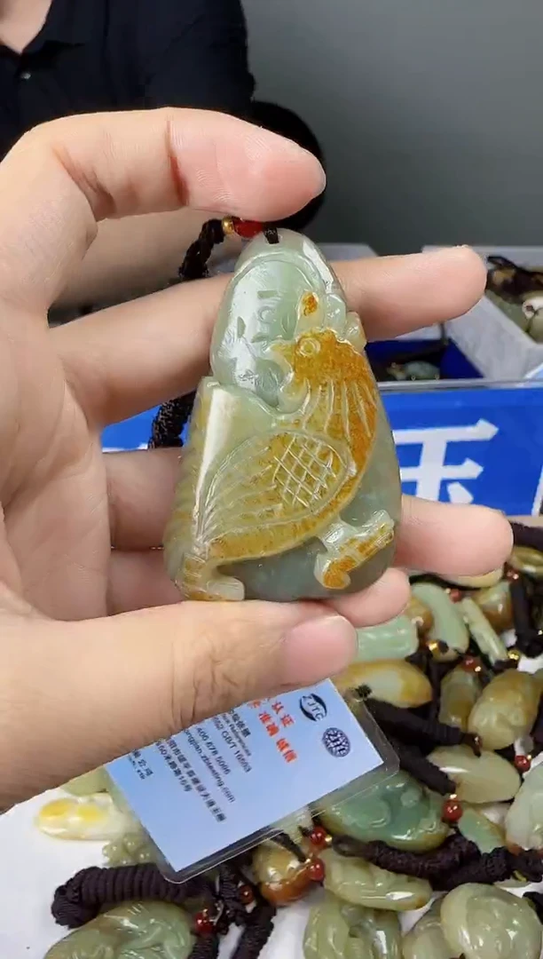 和田玉未镶嵌颈饰1