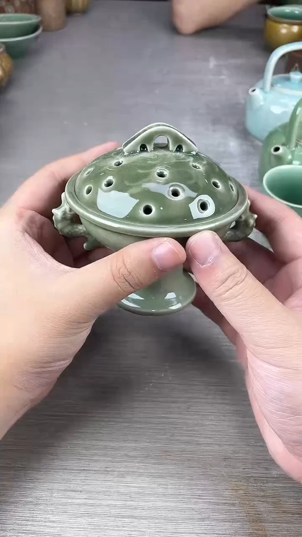 龙泉青瓷仓储福利