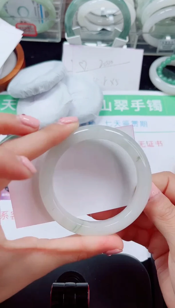 未镶嵌手镯石英质玉72-54/55