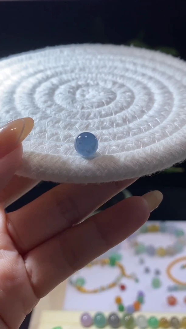 未镶嵌定制翡翠卡7.9珠珠