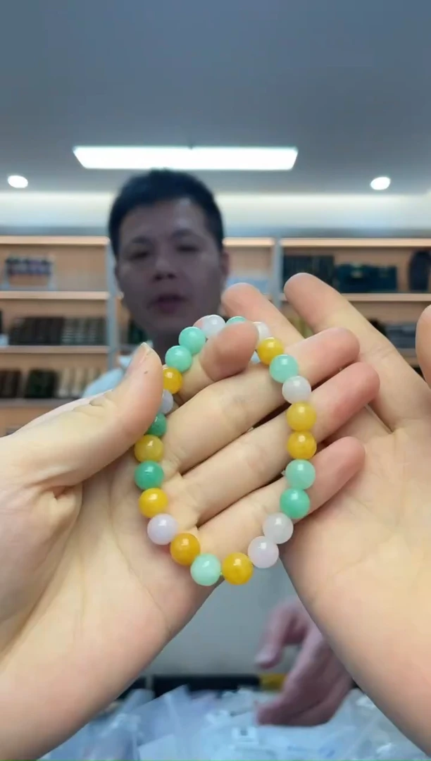 未镶嵌手串翡翠（多样性发一件）