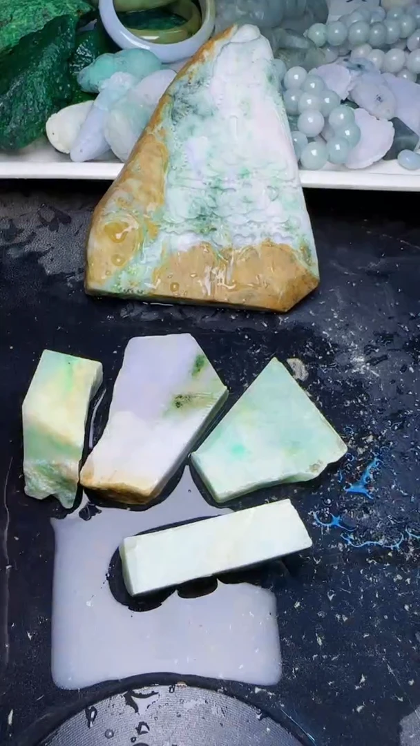 未镶嵌挂件翡翠022