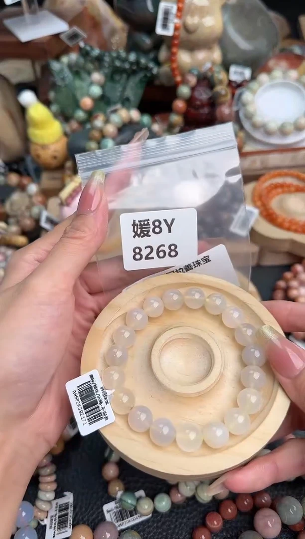 【闪购商品】石英质玉手链未镶嵌8Y8268