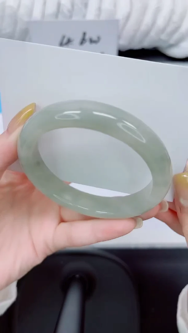 石英质玉手镯未镶嵌601