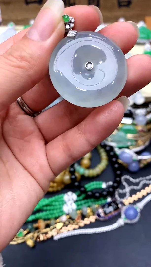 【闪购商品】翡翠颈饰18K金镶嵌64-中国好珍宝